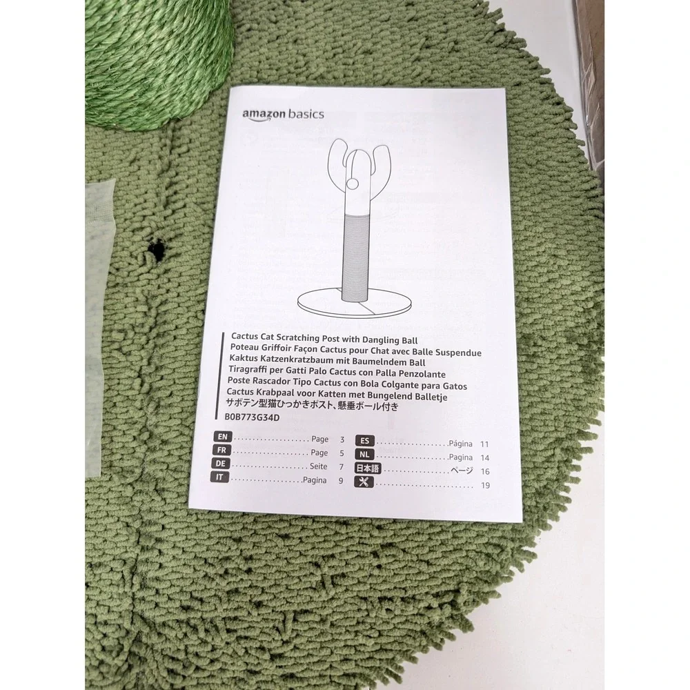 Cactus Cat Scratching Post Green Sisal Rope NEW Open Box